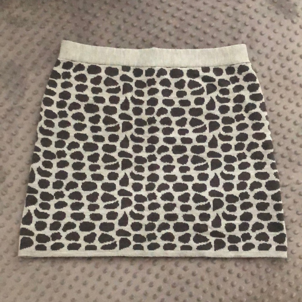 giraffe pattern skirt - 🖤